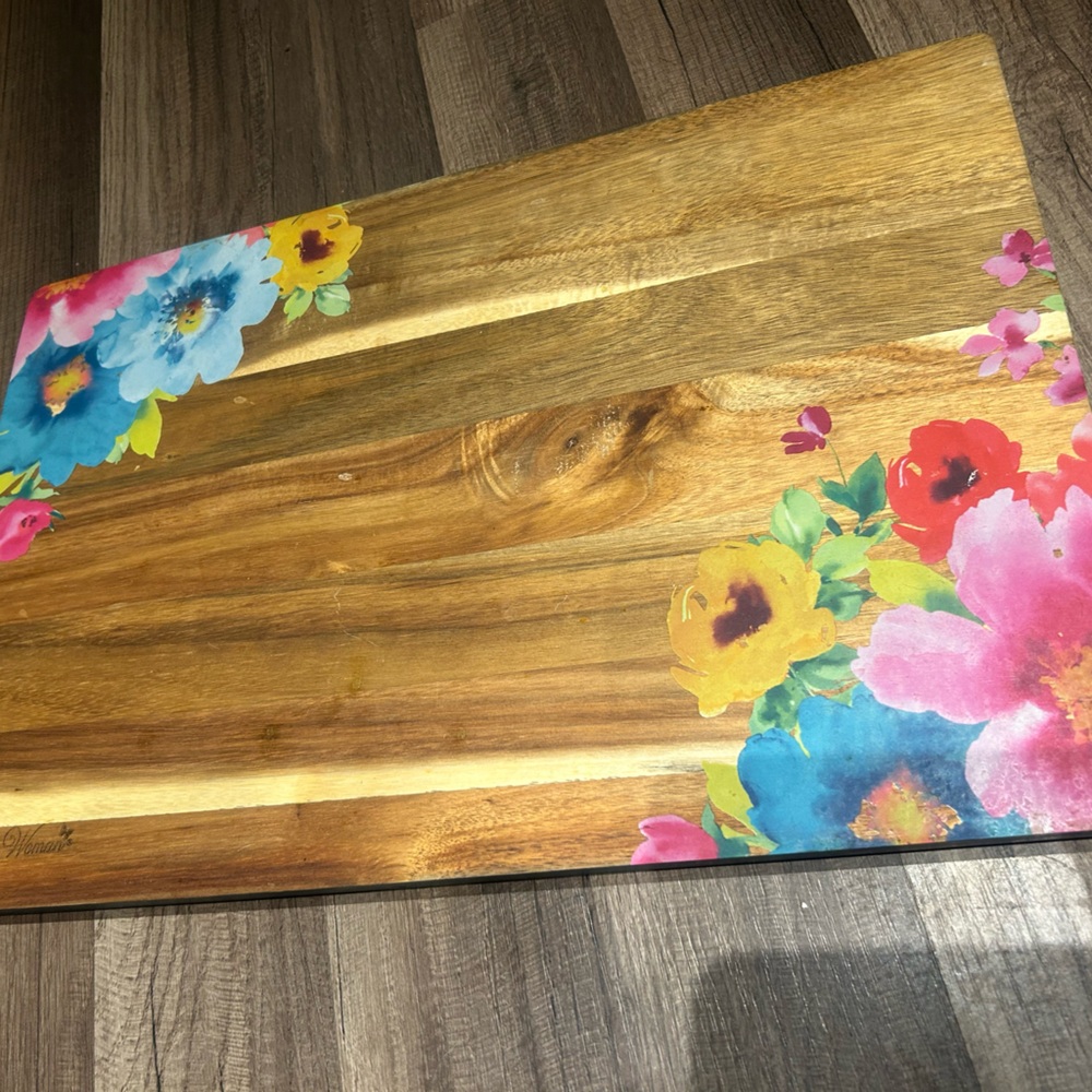 Pioneer Woman Cutting Board